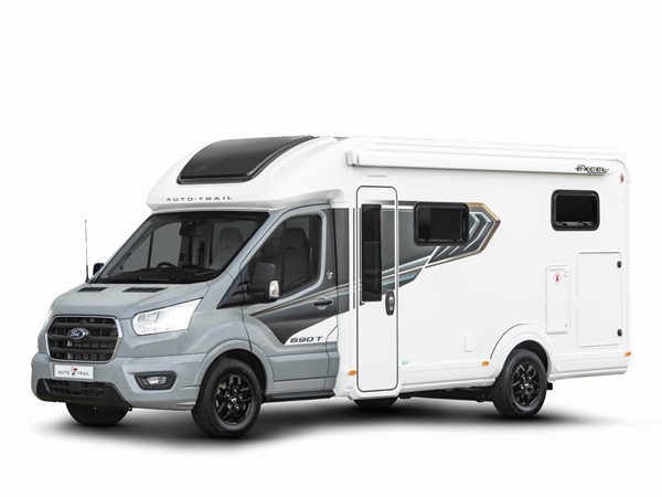 Auto-Trail Excel 690T